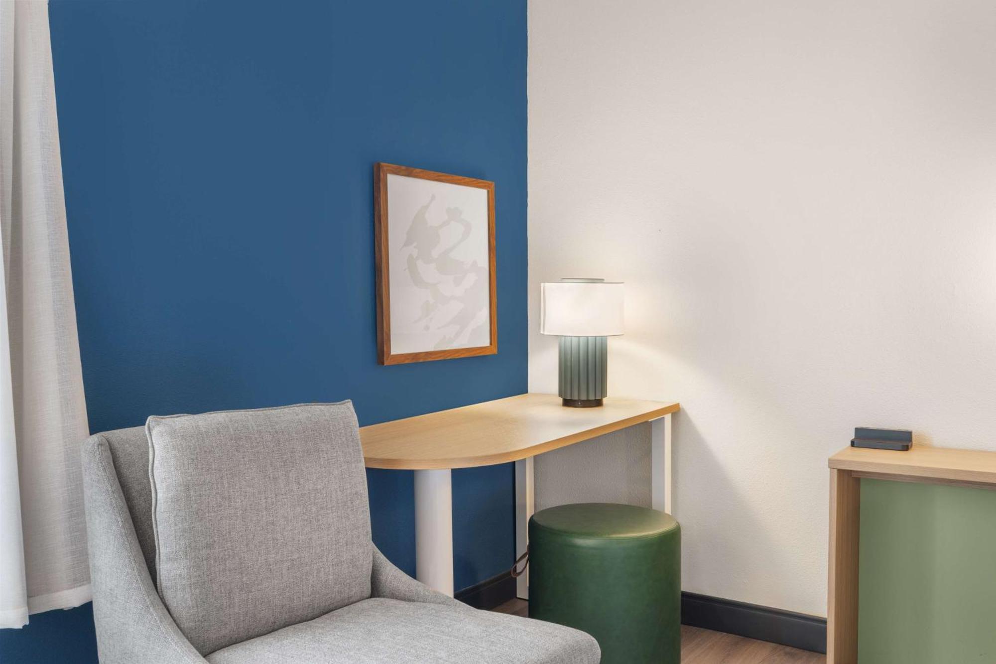Spark By Hilton Colorado Springs I 25 Central Εξωτερικό φωτογραφία