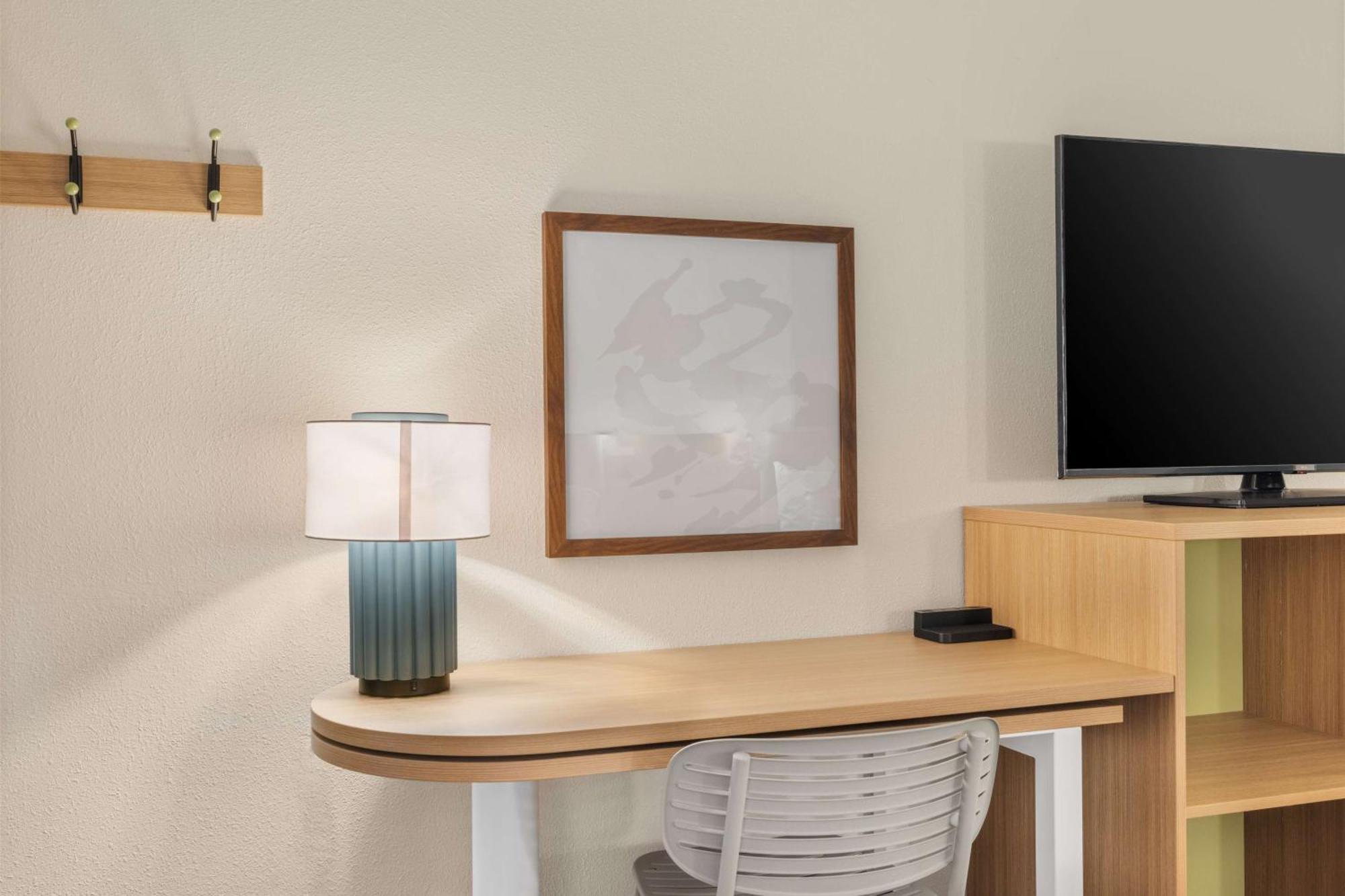 Spark By Hilton Colorado Springs I 25 Central Εξωτερικό φωτογραφία