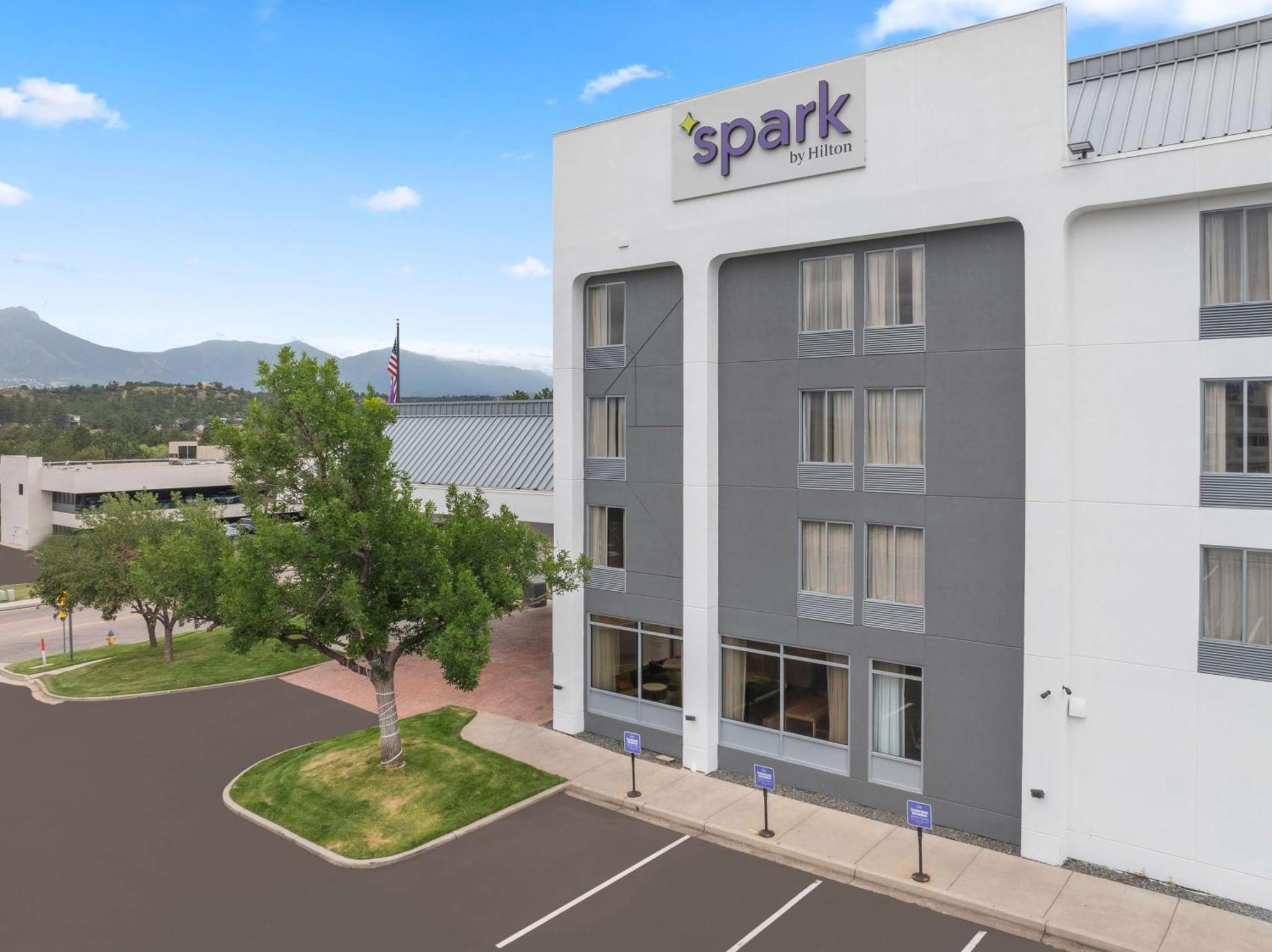 Spark By Hilton Colorado Springs I 25 Central Εξωτερικό φωτογραφία