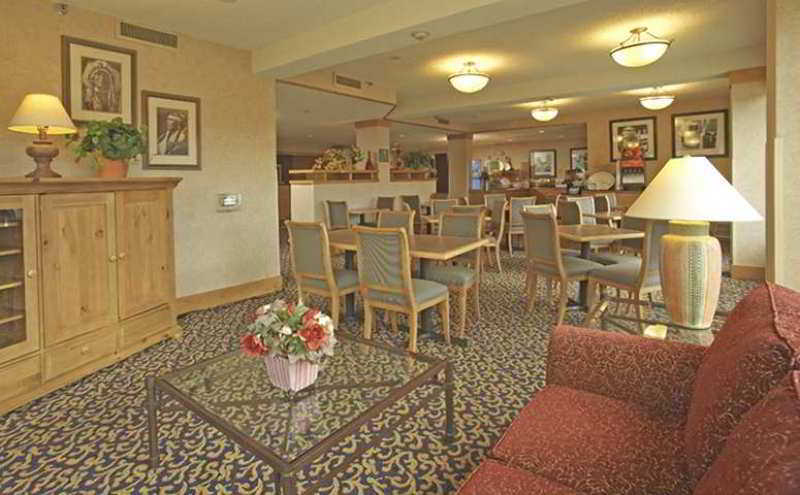 Spark By Hilton Colorado Springs I 25 Central Εστιατόριο φωτογραφία